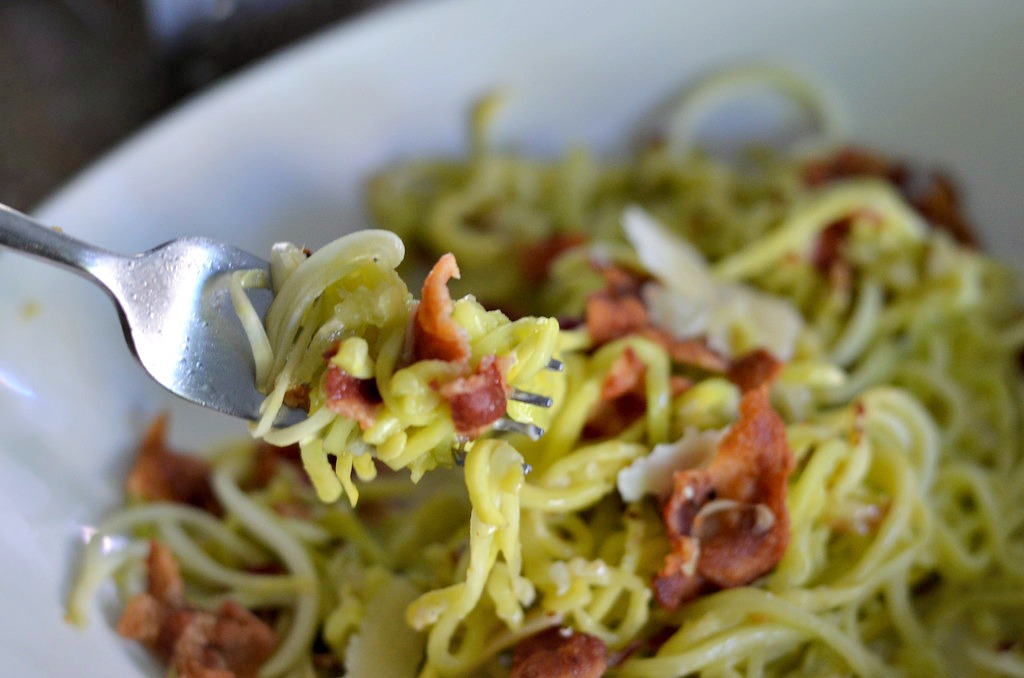 amazon simpletaste spiralizer deal – Make this dish with zoodles 