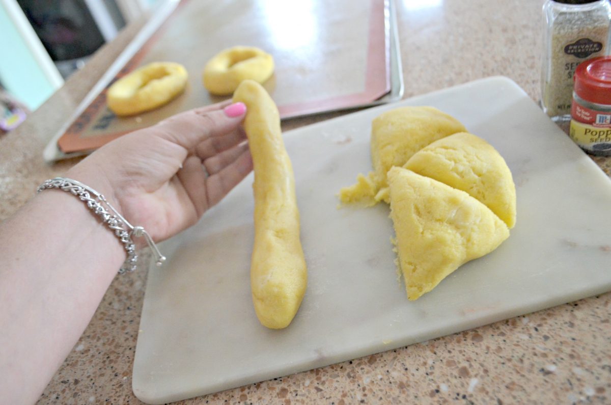 easy keto bagel recipe – forming the bagels