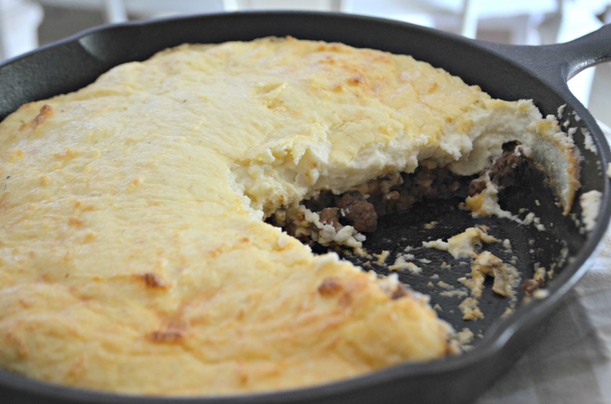 keto beef shepherd's pie – adding the topping and cooking until golden