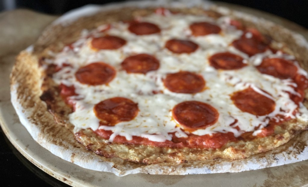 pepperoni pizza with cauliflower keto pizza crust 