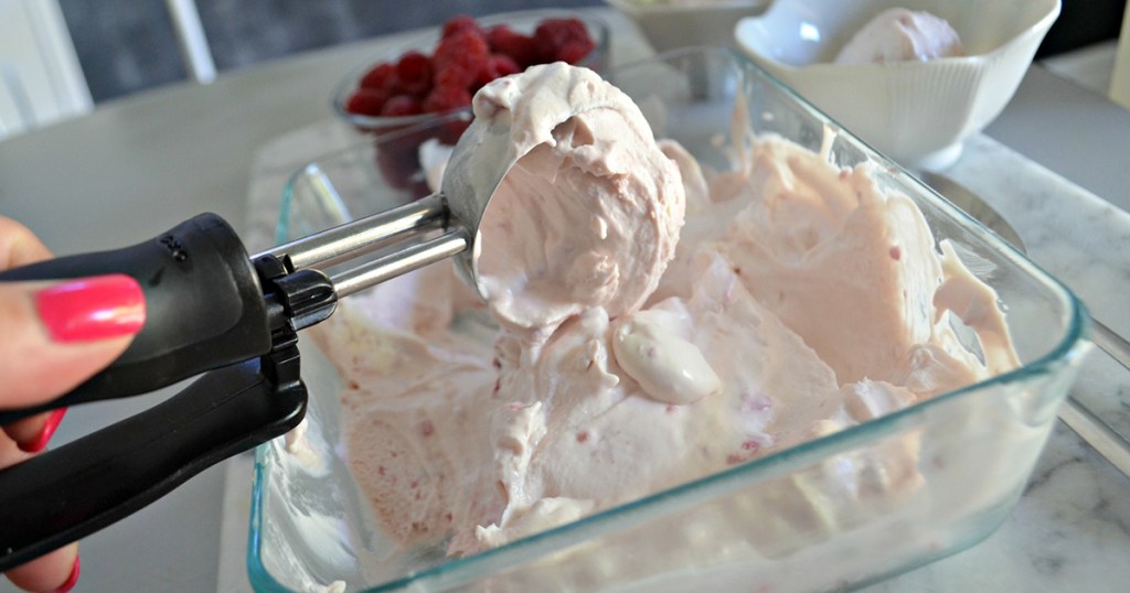 keto raspberry cheesecake ice cream