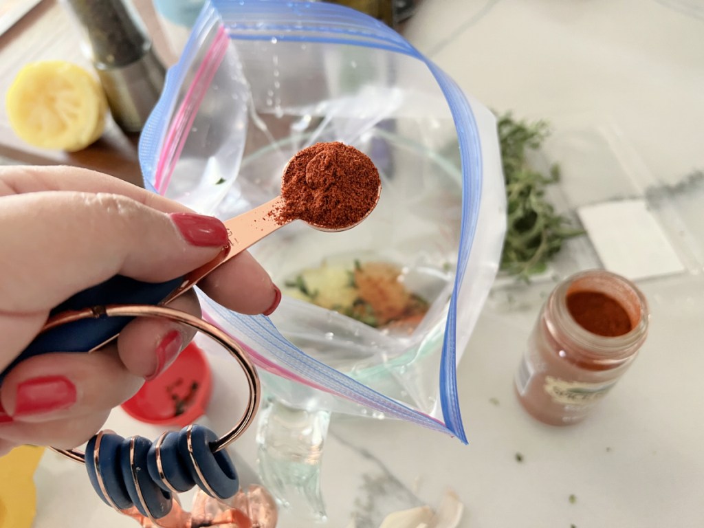 adding paprika to keto chicken marinade