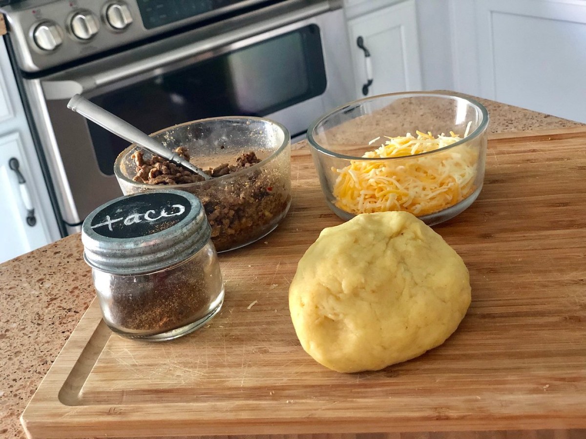 Easy Keto Taco Breadsticks - the ingredients