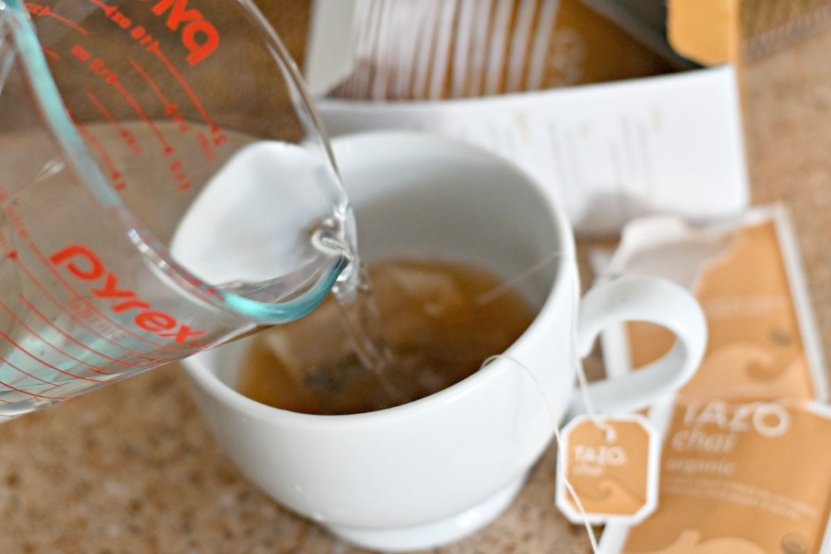 Keto Chai Tea Latte | Starbucks Copycat Recipe - Hip2Keto