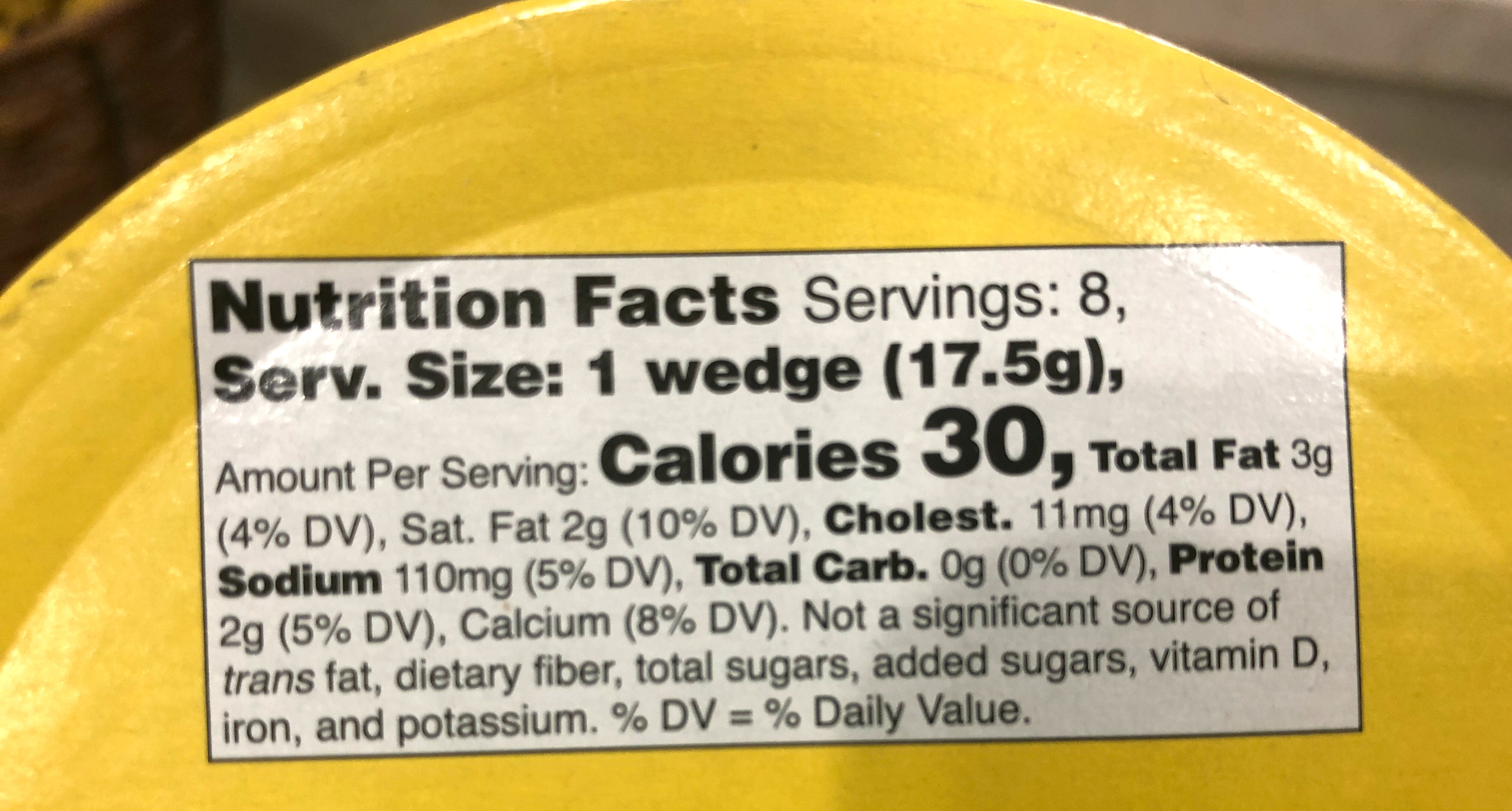Nutritional label for keto Kerrygold Dubliner cheese wedges