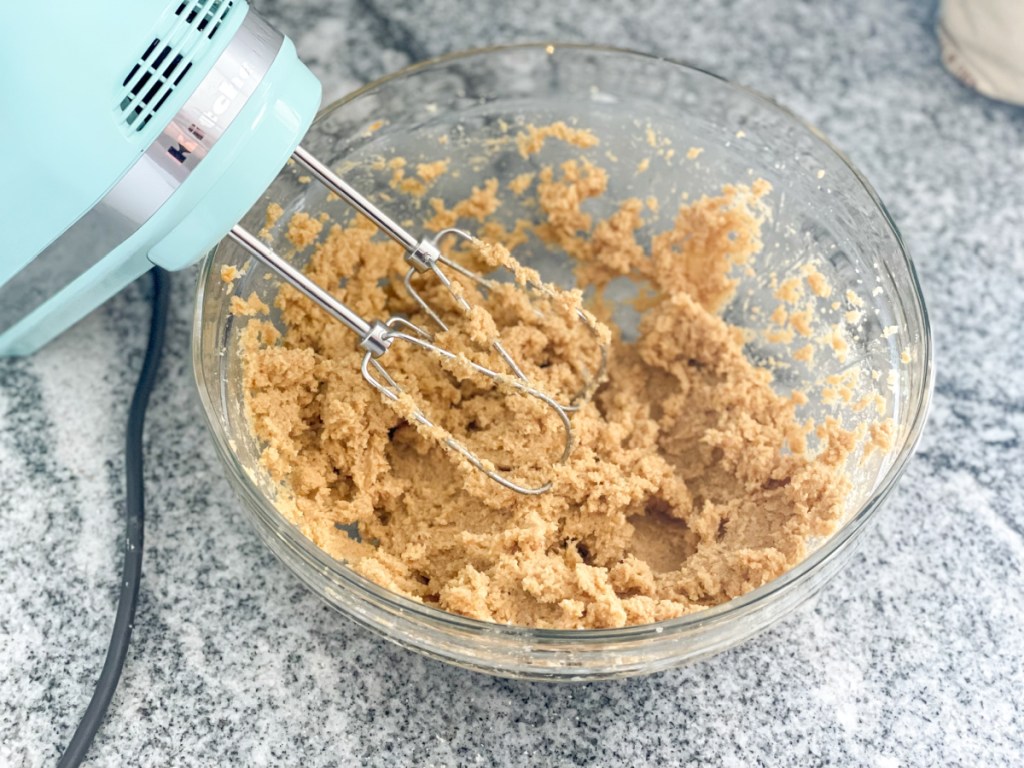keto pumpkin chocolate chip cookies batter without chocolate chips