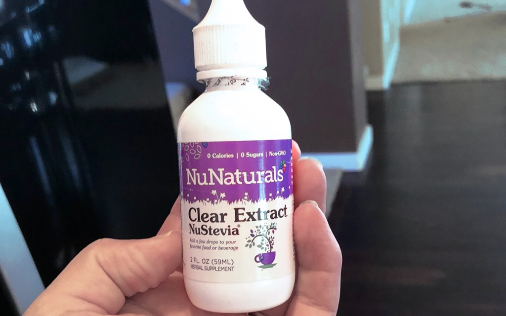 holding nunaturals clear extract stevia nustevia