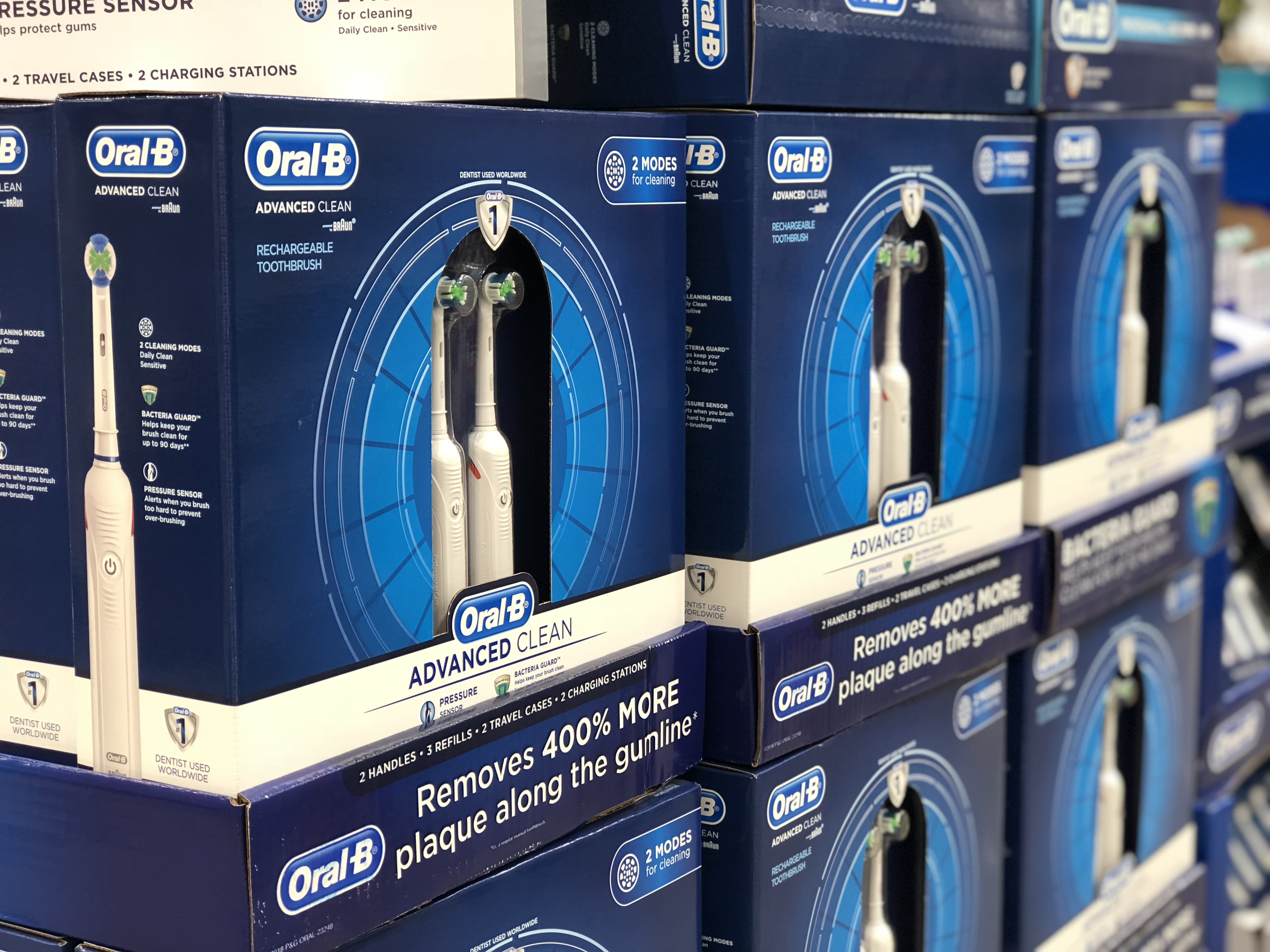 Oral-B 2pack toothbrushes set at Costco