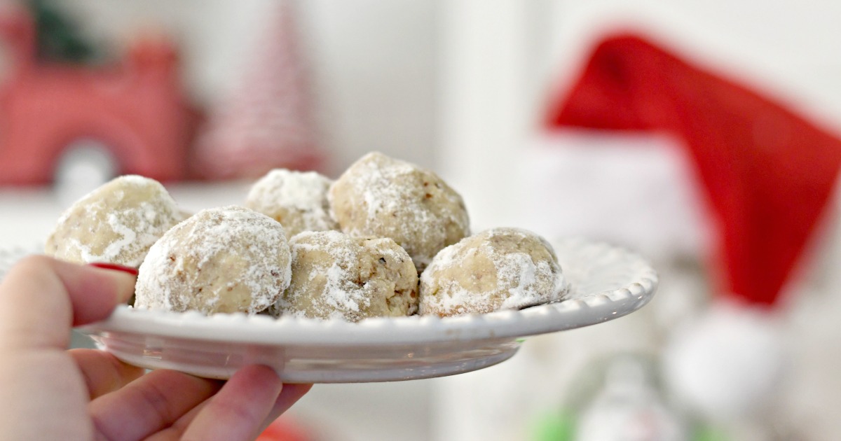 sugar-free snowball mexican wedding cookies – served on a plate