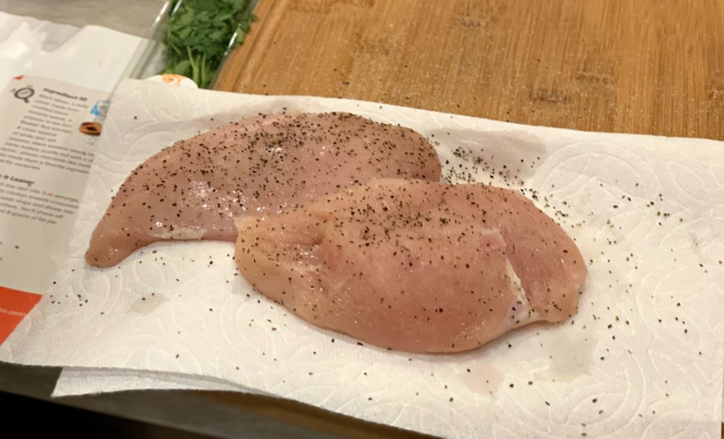 Uncooked chicken - Green Chef