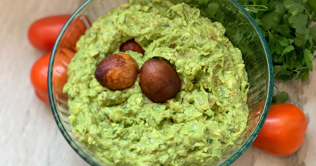 Creamy Low-Carb Guacamole Recipe - a bowl of freshly prepared guacamole