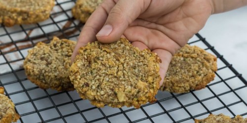 Keto Oatmeal Cookies… With a Secret Ingredient!