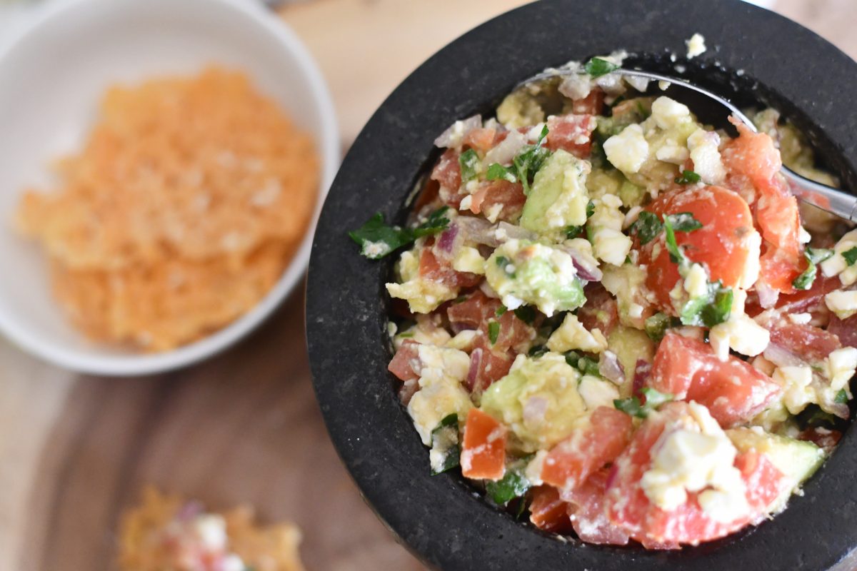 keto avocado feta salsa served up with cheese wisp crackers 