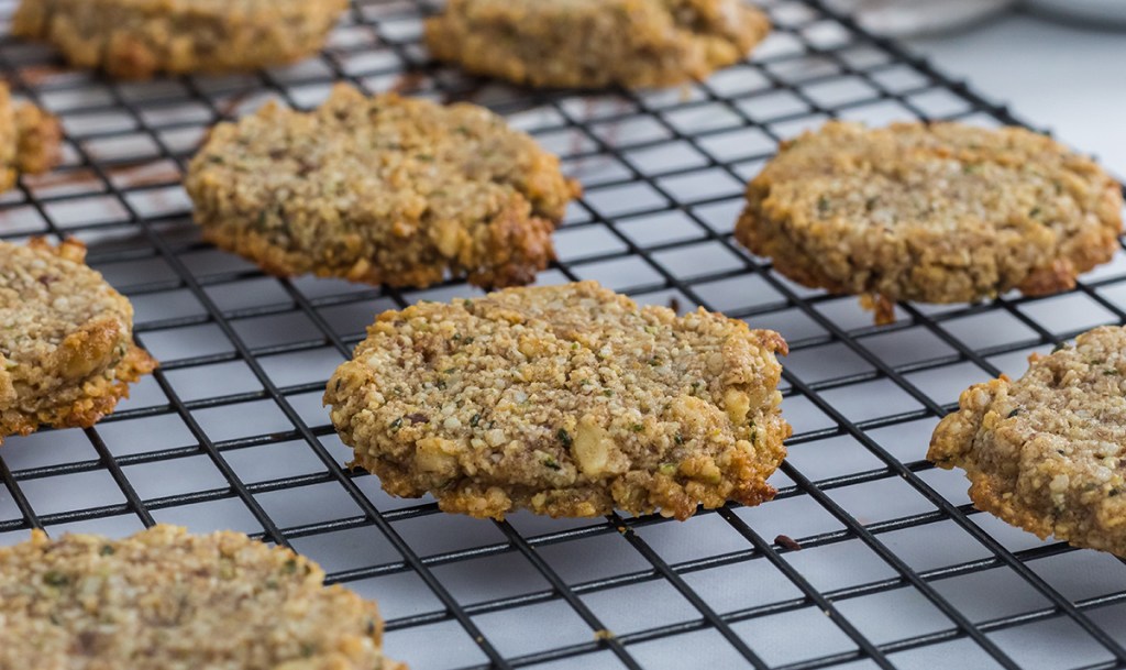cooling tray with keto oatmeal cookies