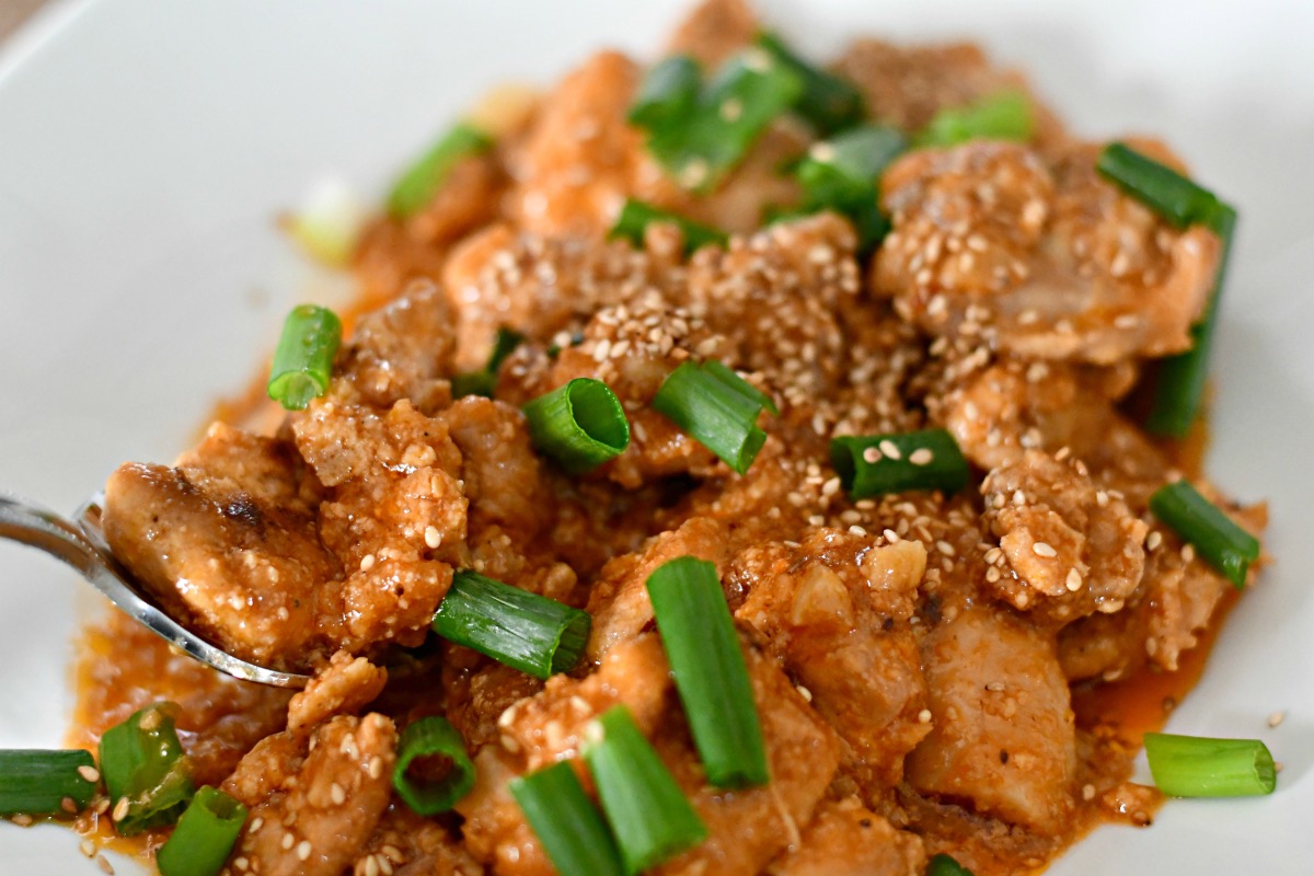 plated general tso's chicken with sesame seeds