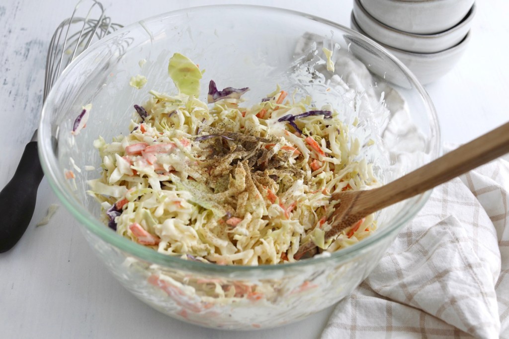 seasoned keto coleslaw in a bowl