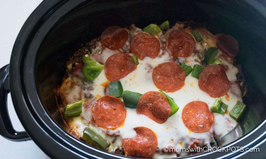 crockpot crustless keto pizza from moms with crockpots