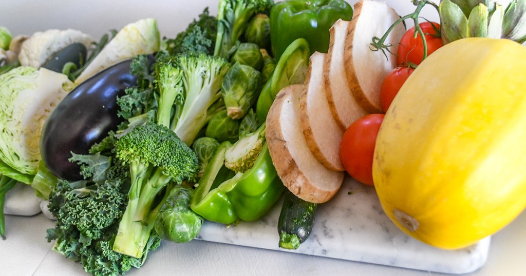 platter of fresh keto vegetables