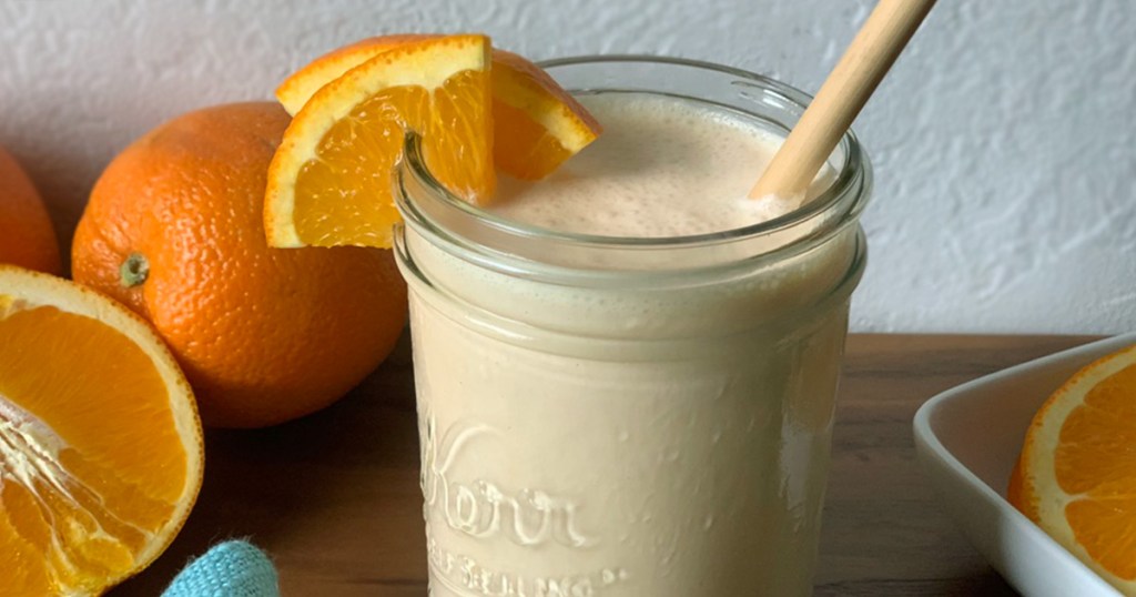 orange julius low carb smoothie with orange slices