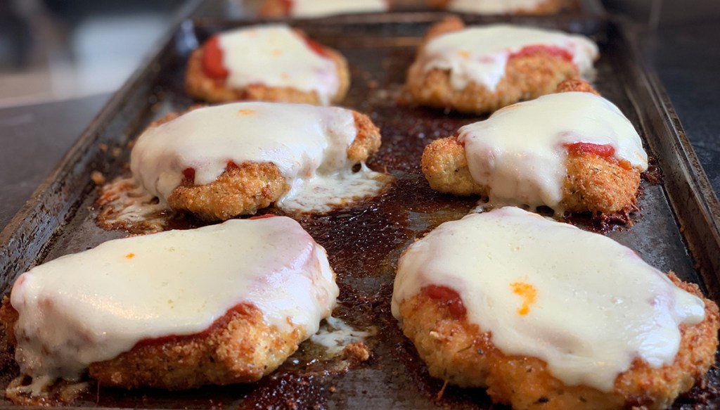 tray of keto chicken parmesan