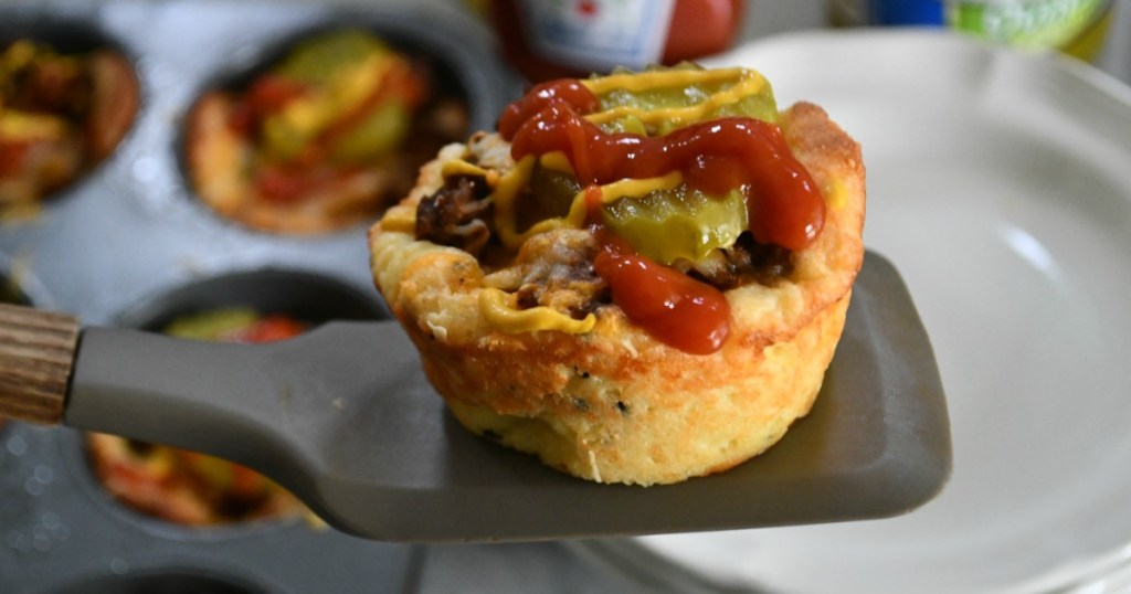 Keto Cheeseburger Muffins