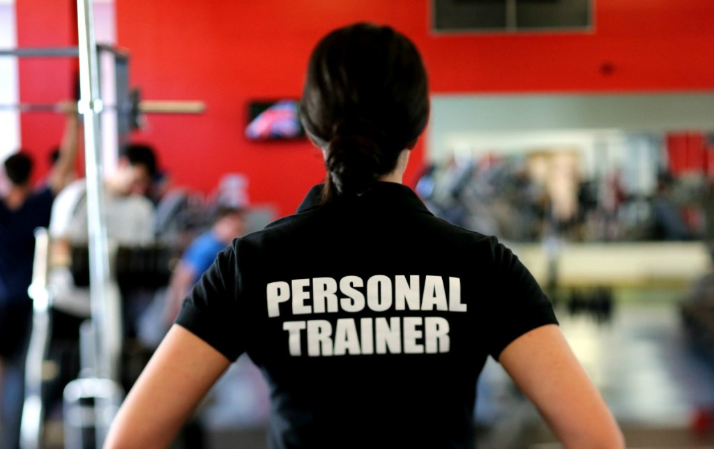 personal trainer in gym