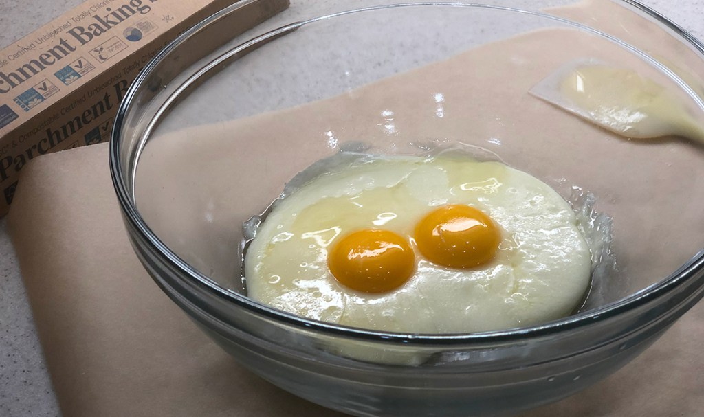 mixing melted mozzarella and eggs