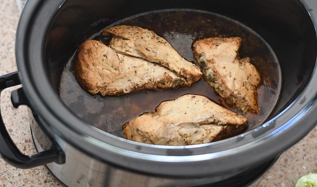 chicken breasts in slow cooker