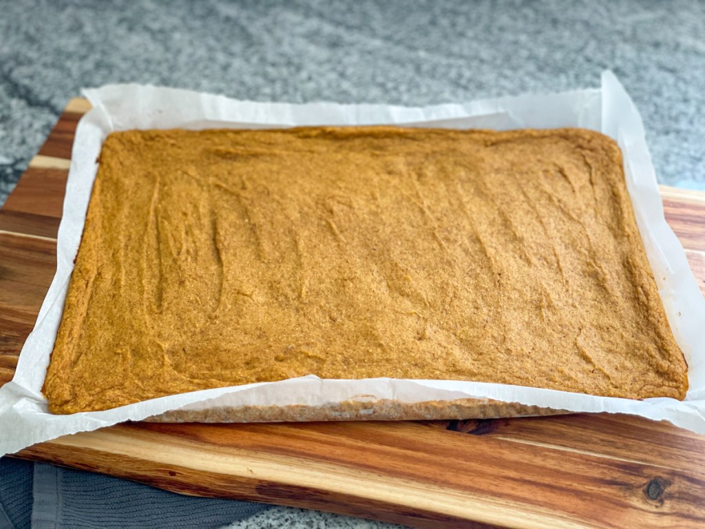 baked Keto Pumpkin Roll cake 