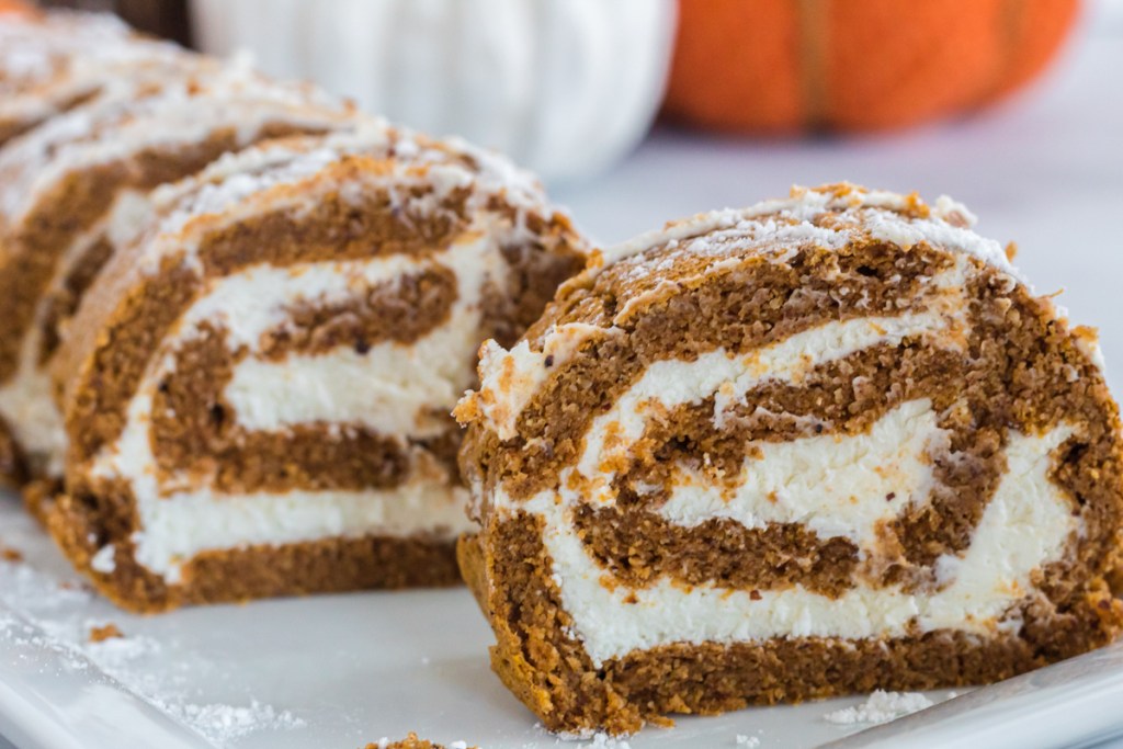 Easy Keto Pumpkin Roll Recipe Low Carb Pumpkin Dessert