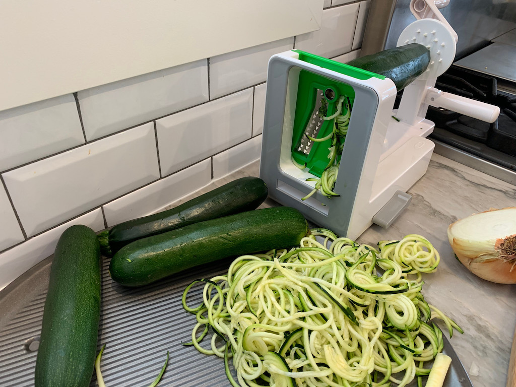 making zoodles 