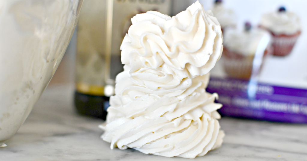 swirl of keto frosting