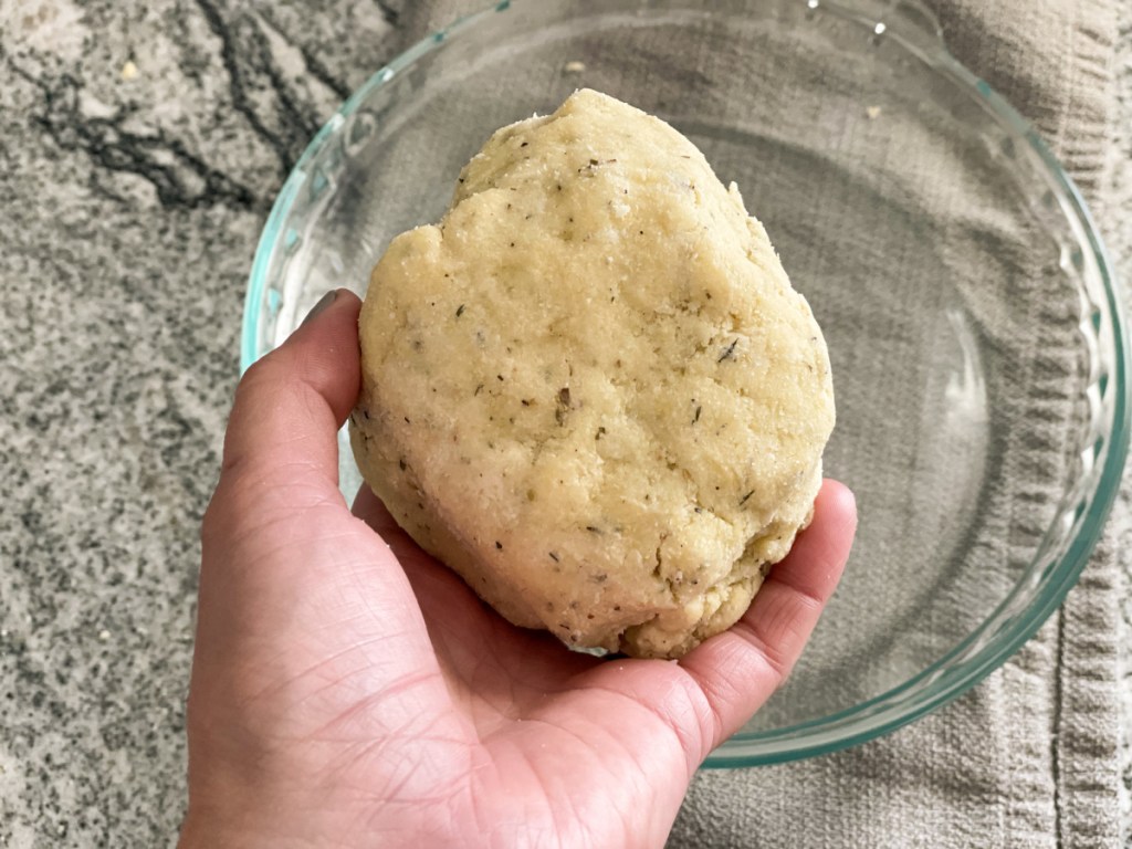holding quiche dough