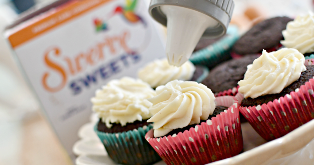 cream cheese keto frosting using swerve