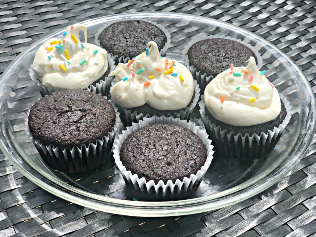 keto chocolate cake mix as cupcakes