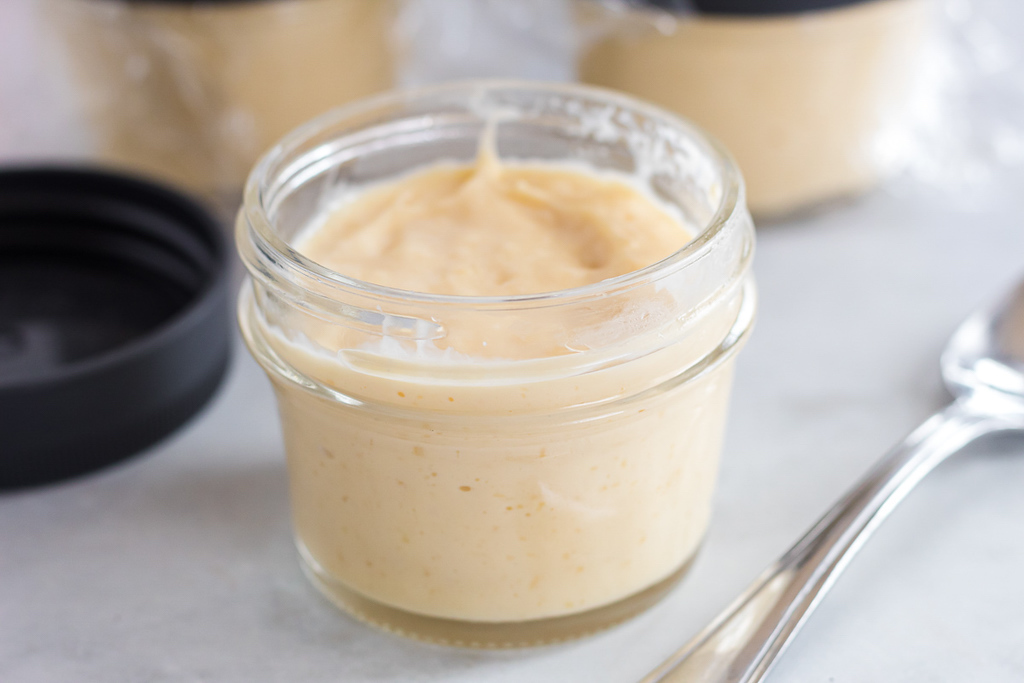 keto banana pudding in jar 