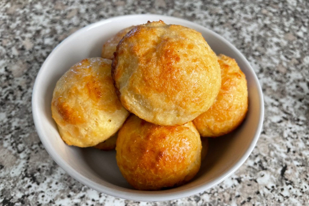 Hawaiian keto rolls