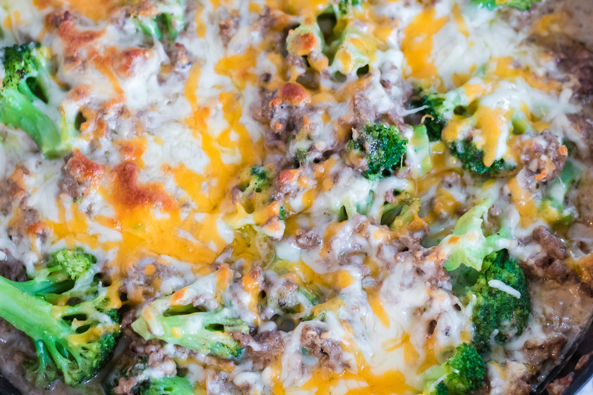 keto ground beef casserole with cheese and broccoli