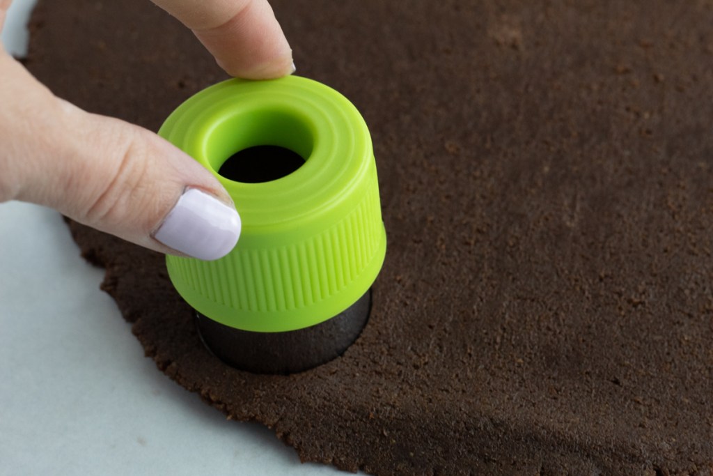 cutting out cookies with cookie cutter