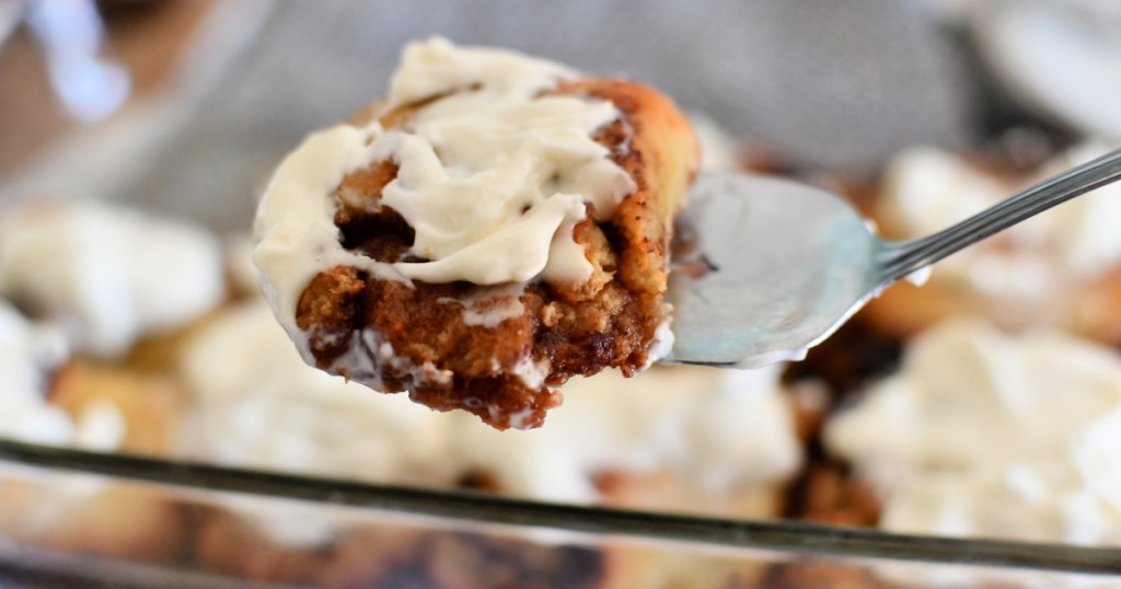 spatula with keto cinnamon rolls