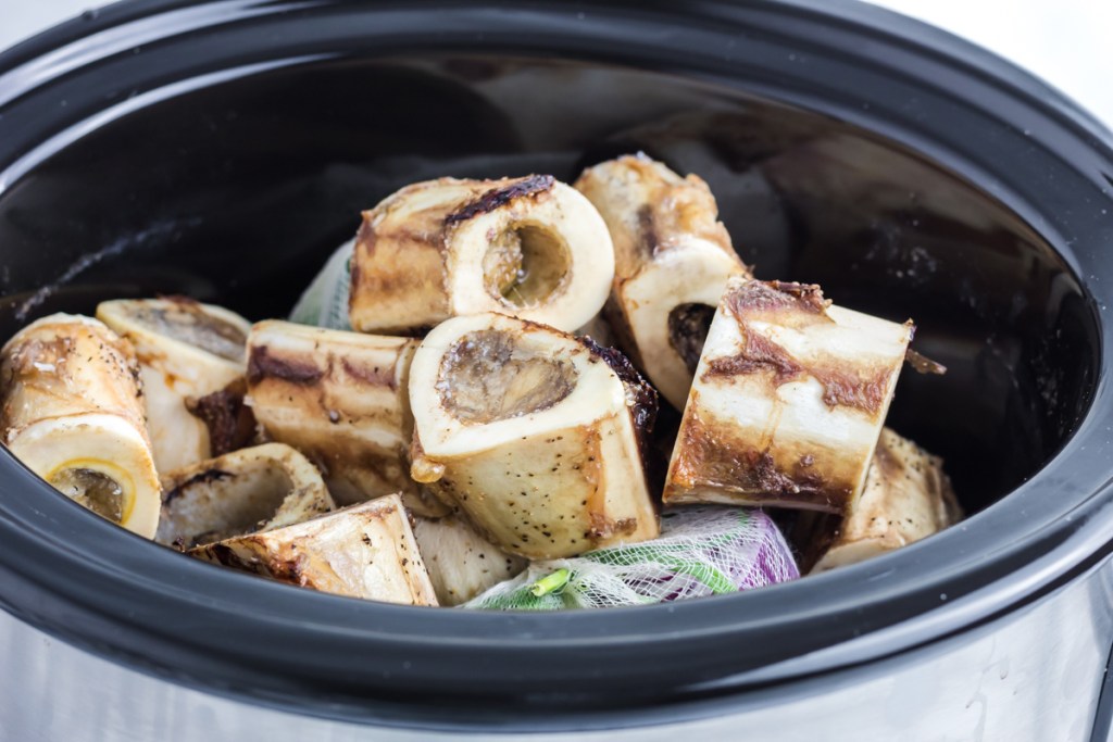 place meat bones in crock pot