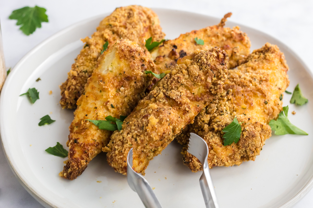 keto bread crumbs coated chicken strips