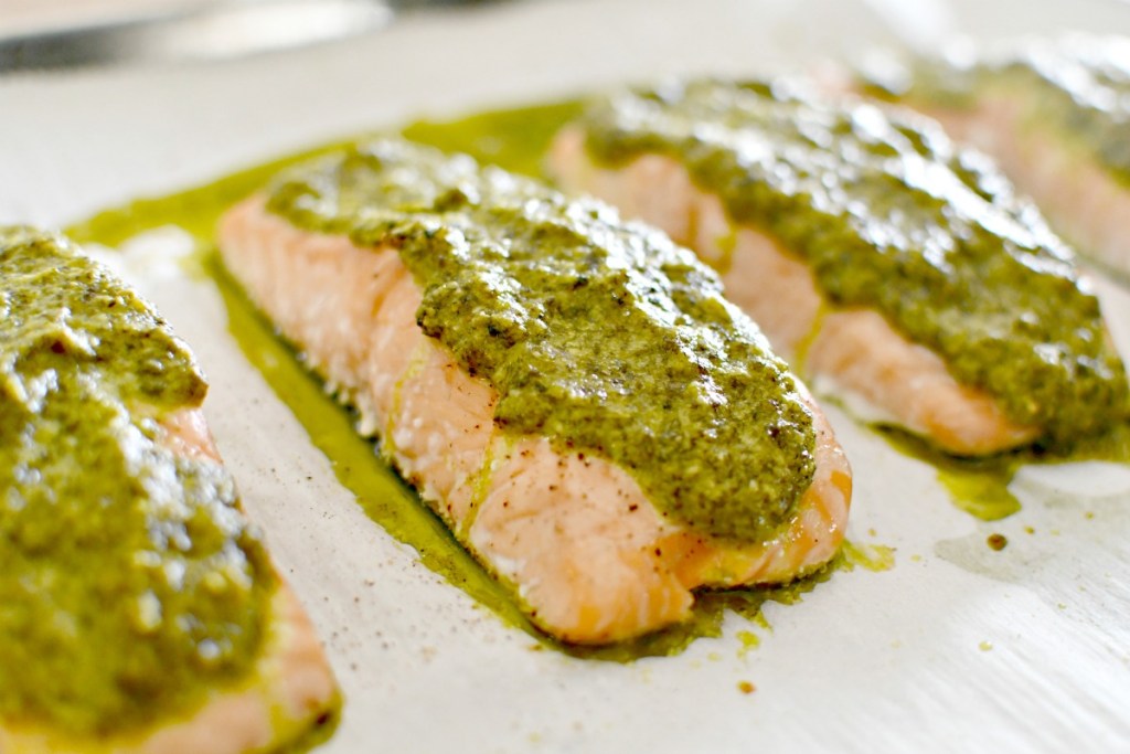 baked keto pesto salmon