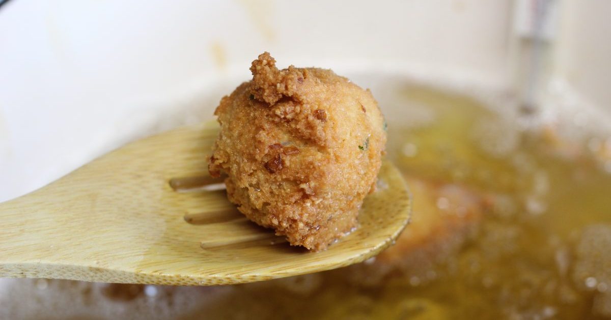 hushpuppy on a spoon