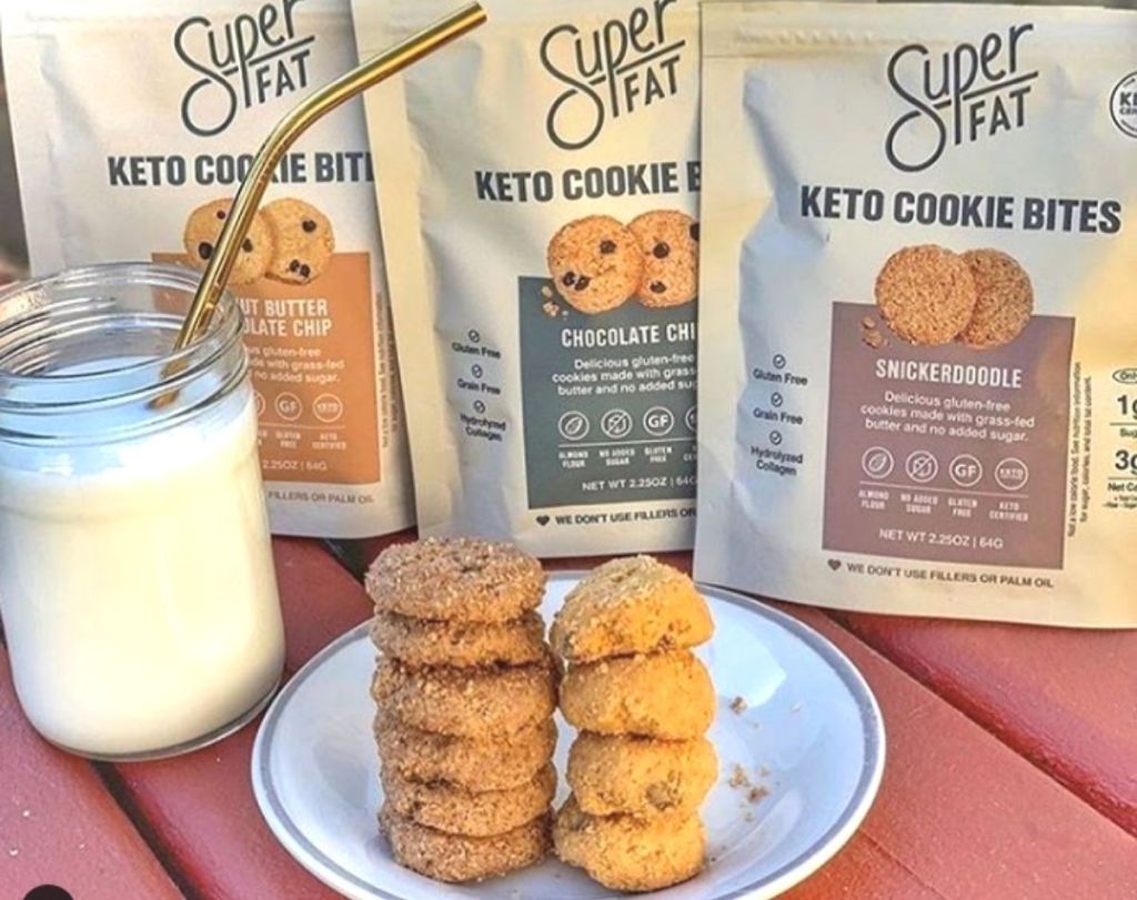 Milk and superfat keto cookies on a table