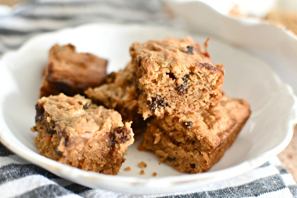 peanut butter cookie bars on a plate