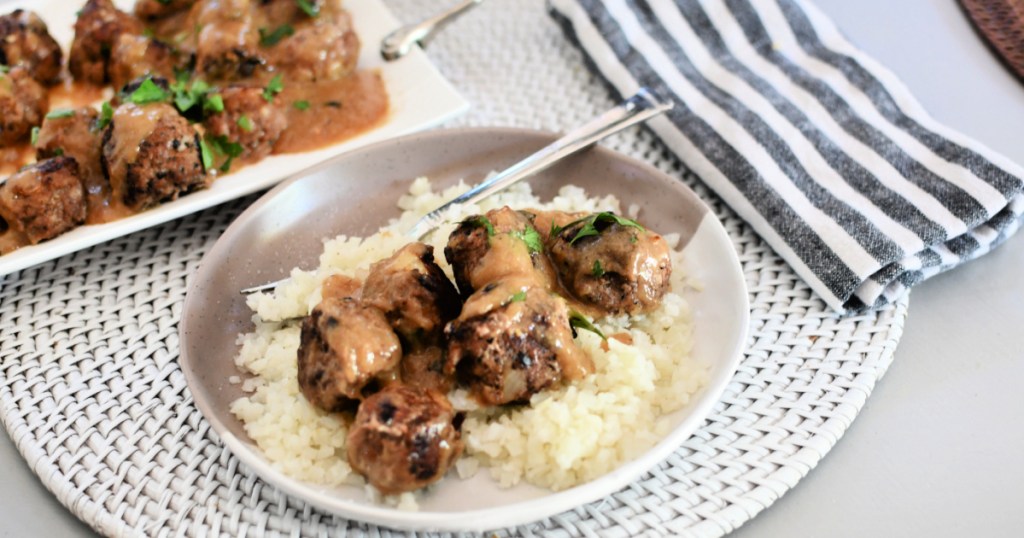 plate with swedish meatballs