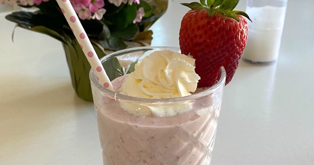 keto strawberry milkshake with whipped cream 
