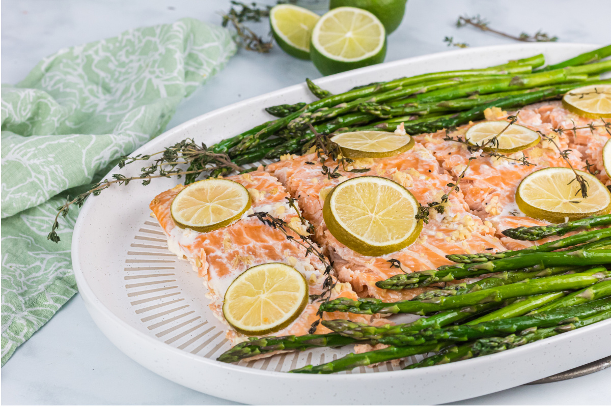 plate of salmon with aparagus