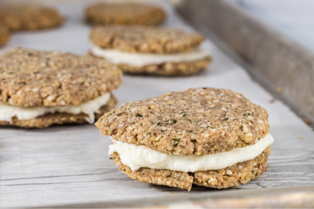 Keot oatmeal cream pie